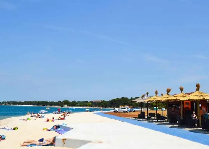 Jadranka 3 In Stinjan - Istrien 17371 * Пула